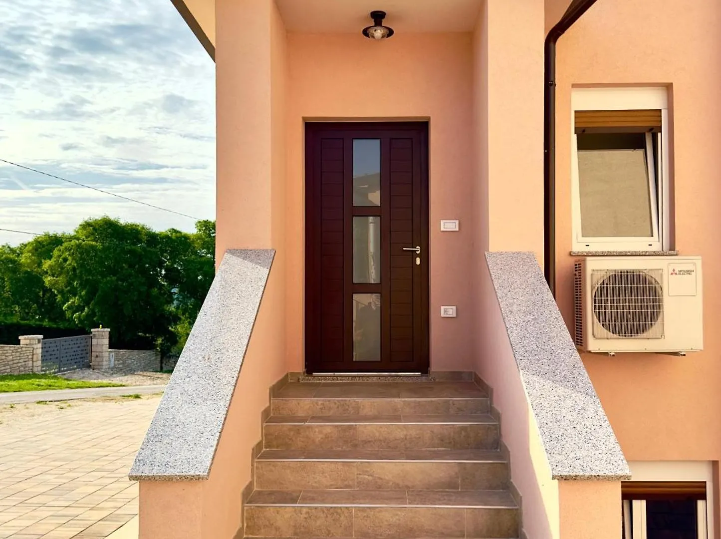 Apartments Marijan & Marija Bale
