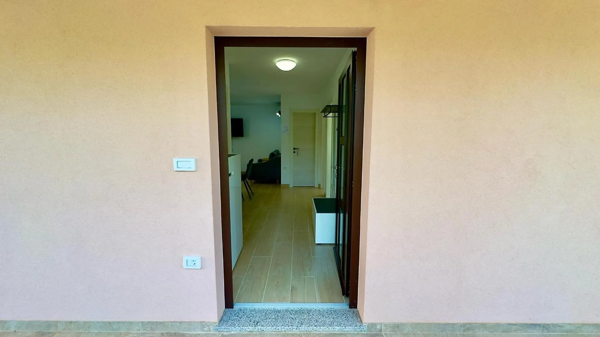 Apartments Marijan & Marija Bale
