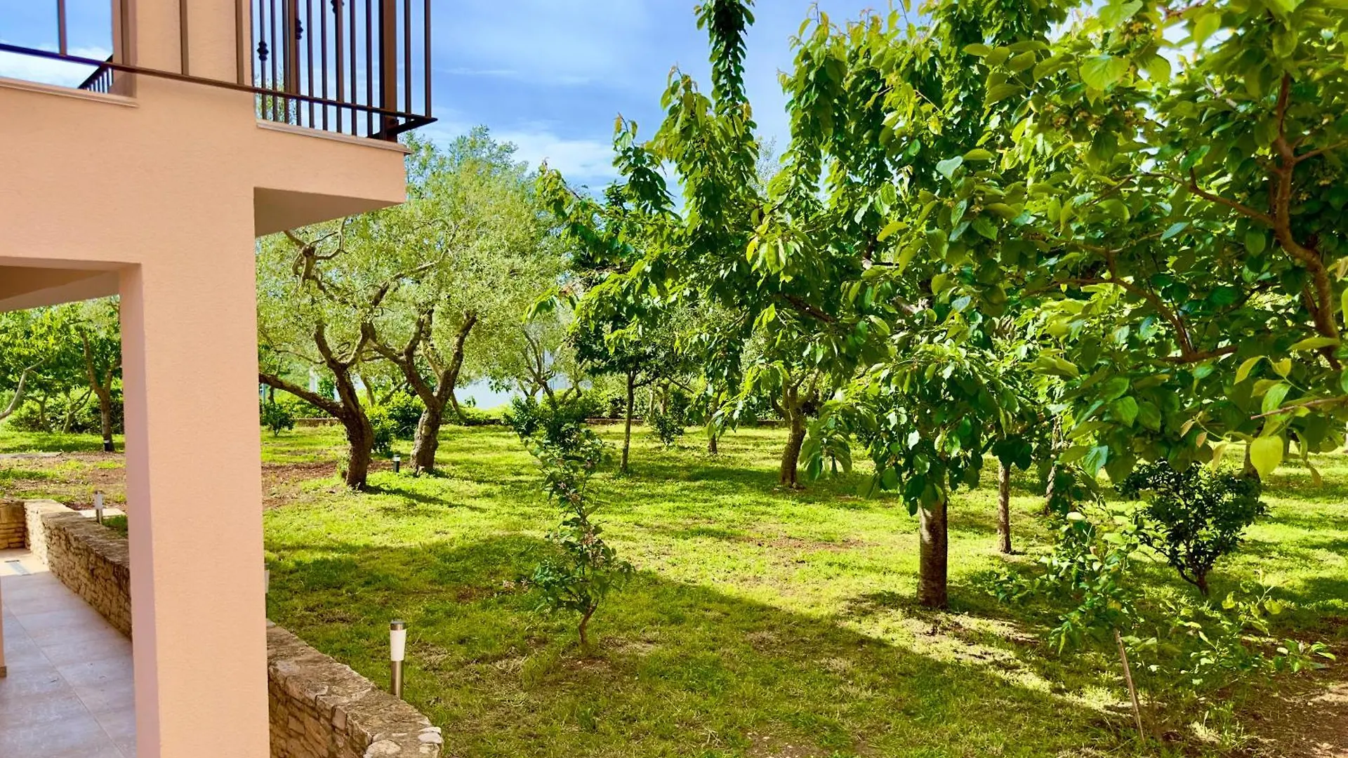 Apartments Marijan & Marija Bale 0*,  Croatia