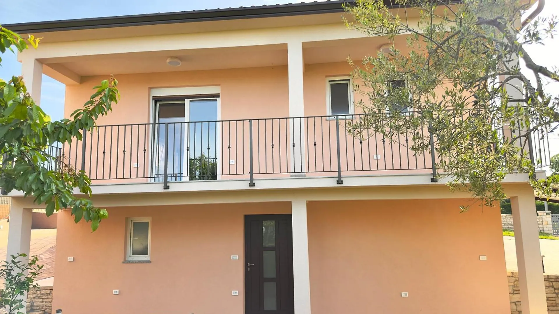 Apartments Marijan & Marija Bale